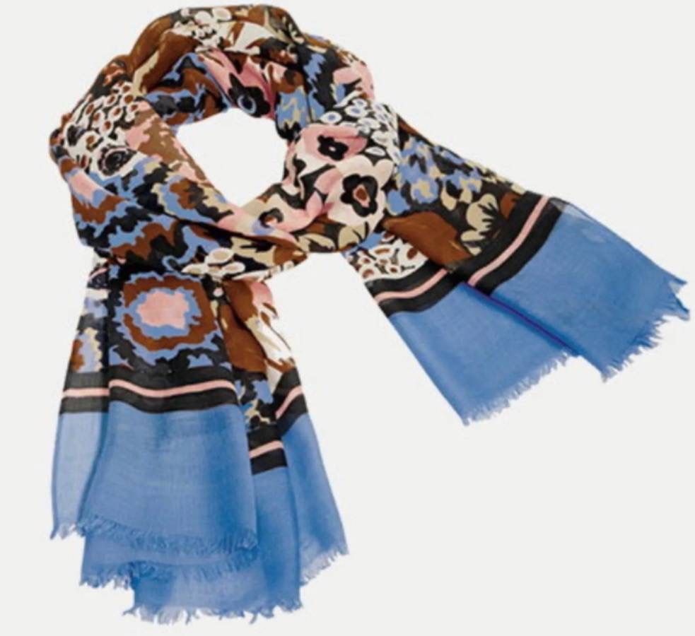 NEW Vera Bradley Soft Fringe Scarf in Madison Garden Blush