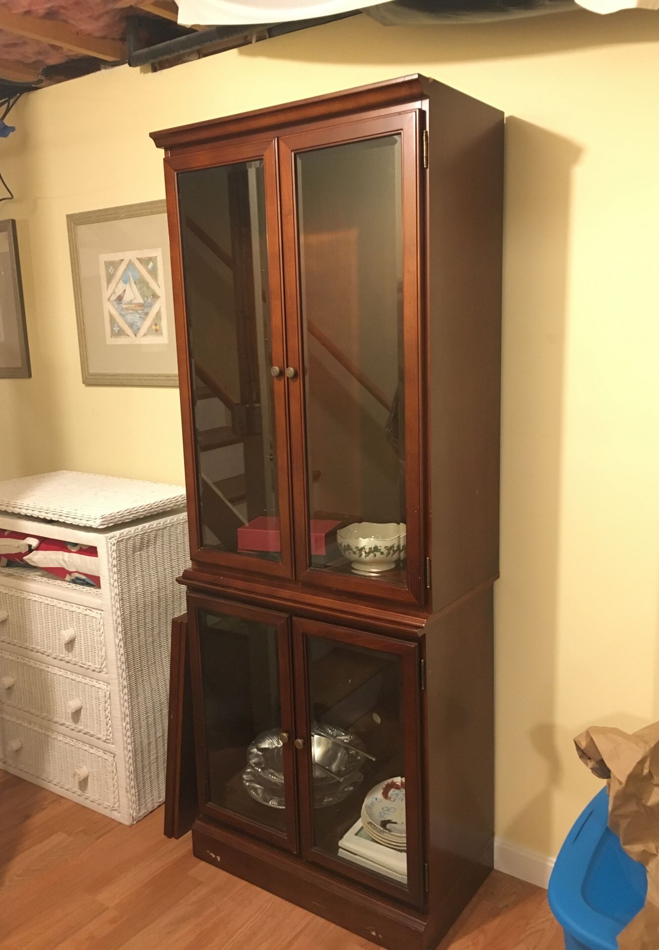 Book case / glass shelf
