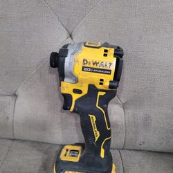 DEWALT DCF850B ATOMIC 20V MAX* Brushless Cordless 3-Speed Impact Driver