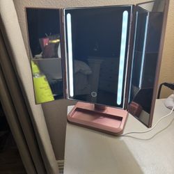Mirror 