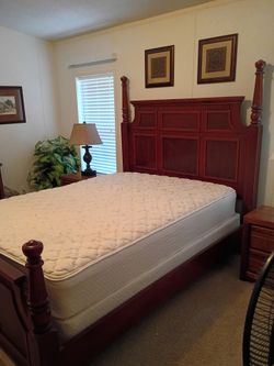 Queen Mattress / Serta / Firm Supreme