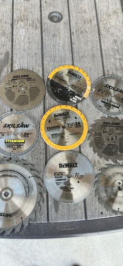Lot of Circular Saw Blades – DeWalt & Skilsaw