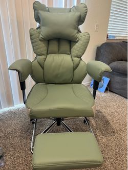 Gamer/Work Chair MUST GO