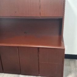 Office Desk And Hutch Like Brand New