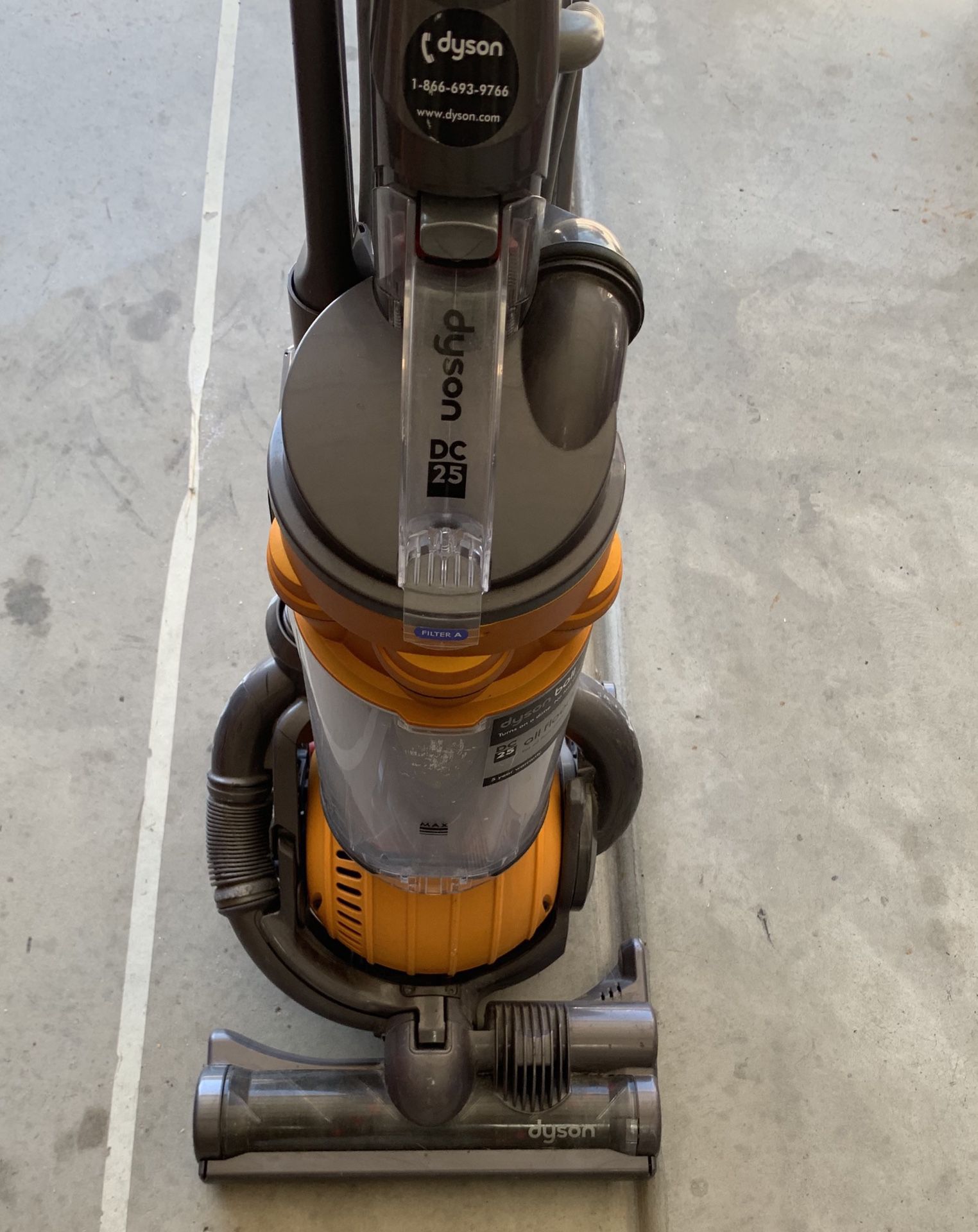 Dyson DC25 vacuum. Excellent condition.