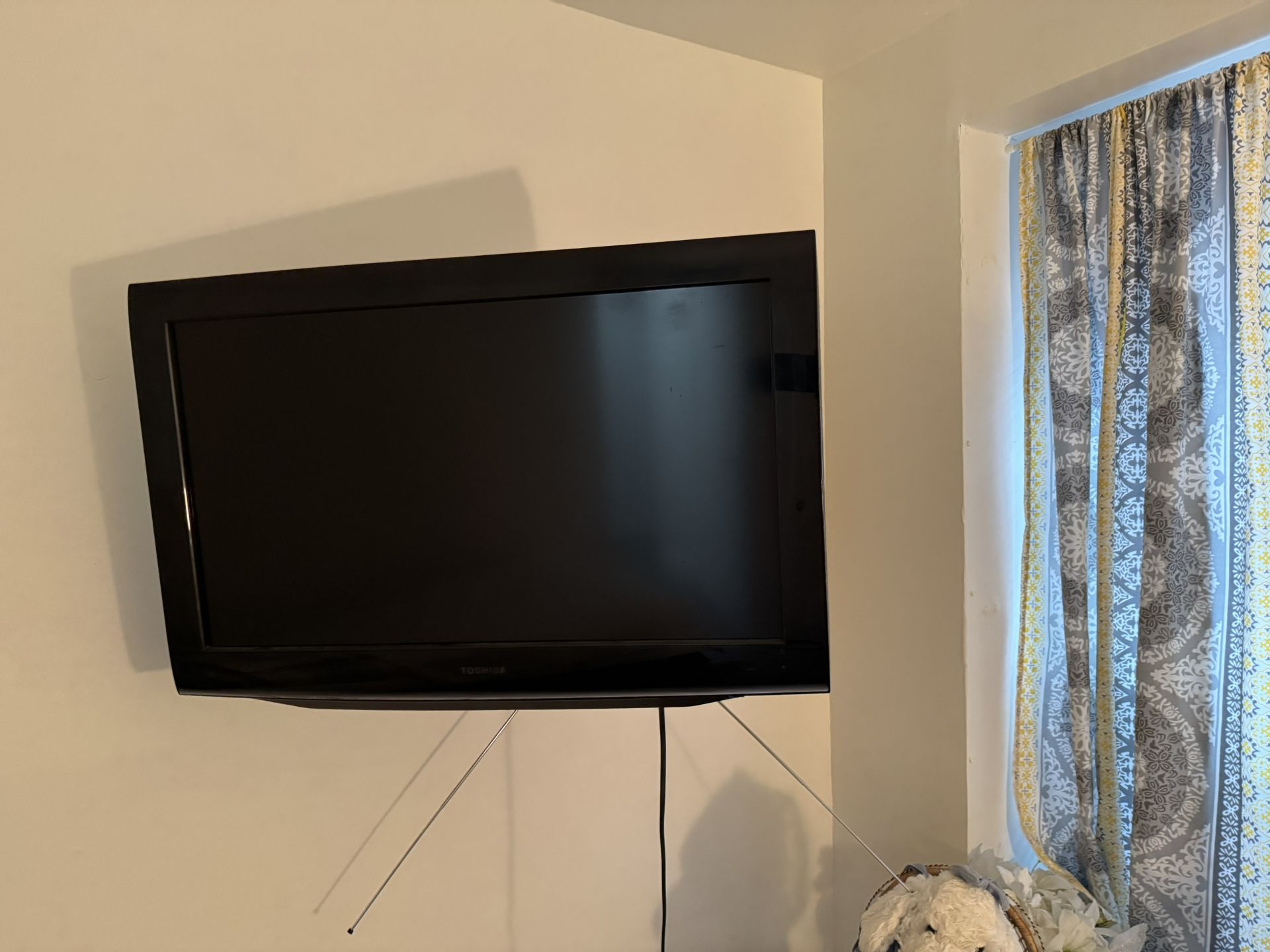 32 Inch Toshiba Tv