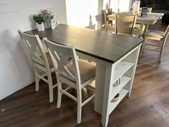 5pc Dining Table W/ Shelf Space & Barstools 