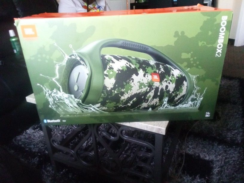 JBL boombox2