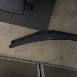 Titan Fitness Multi-Grip Lat Pull Down Attachment