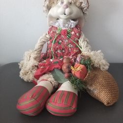 Vintage Around the World House of Lloyd Flossie Bunny
