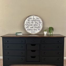 Rustic Kincaid dresser and nightstand