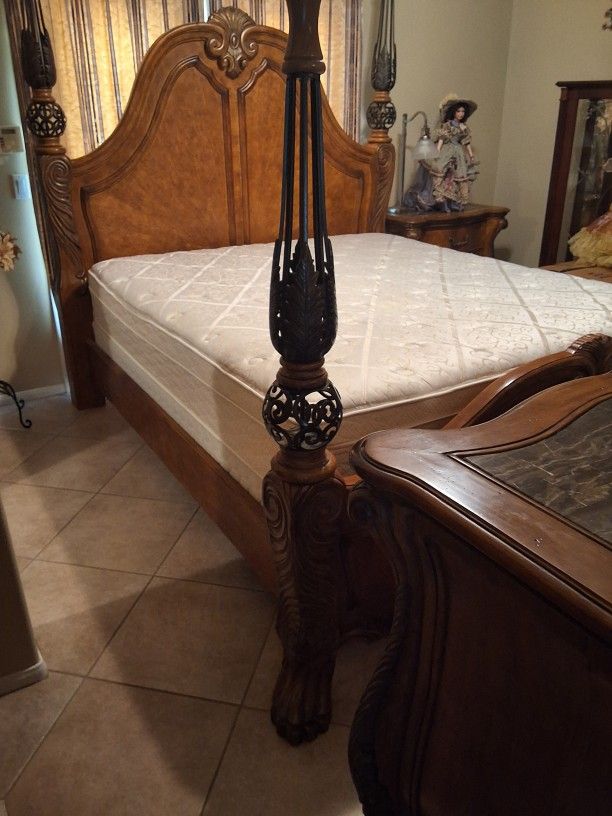 King Bedroom Set