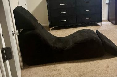Lounge Chair