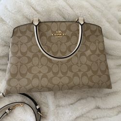 Coach Mini Lillie Caryall