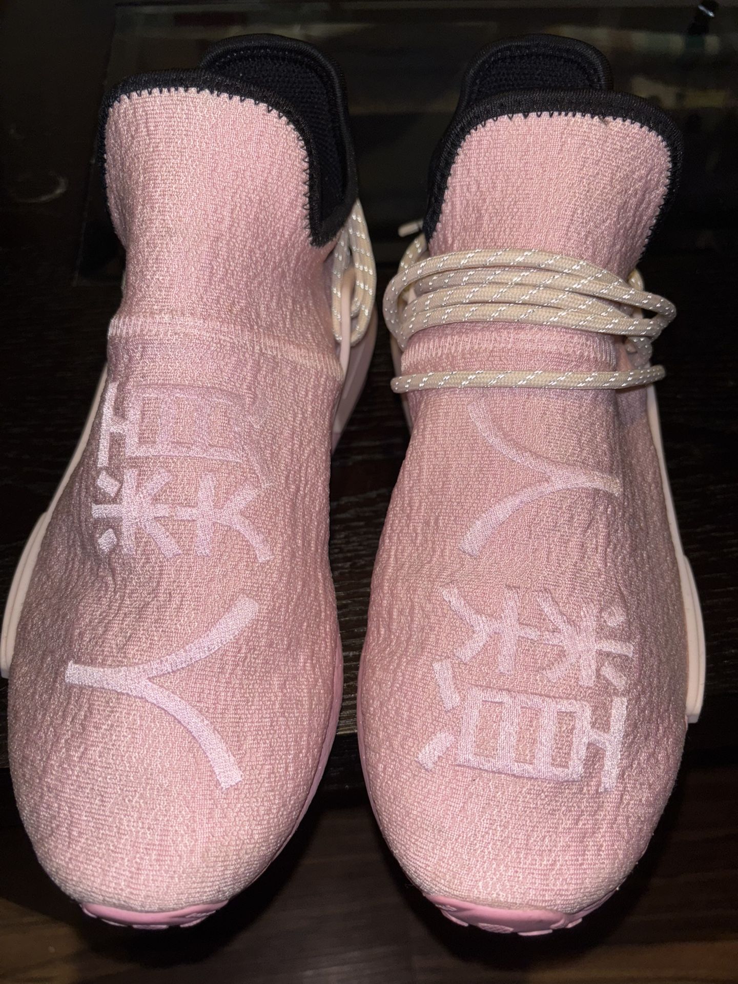 NDM HUMAN RACE PINKS