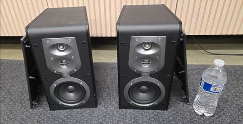 JBL ES20 Bookshelf Speakers