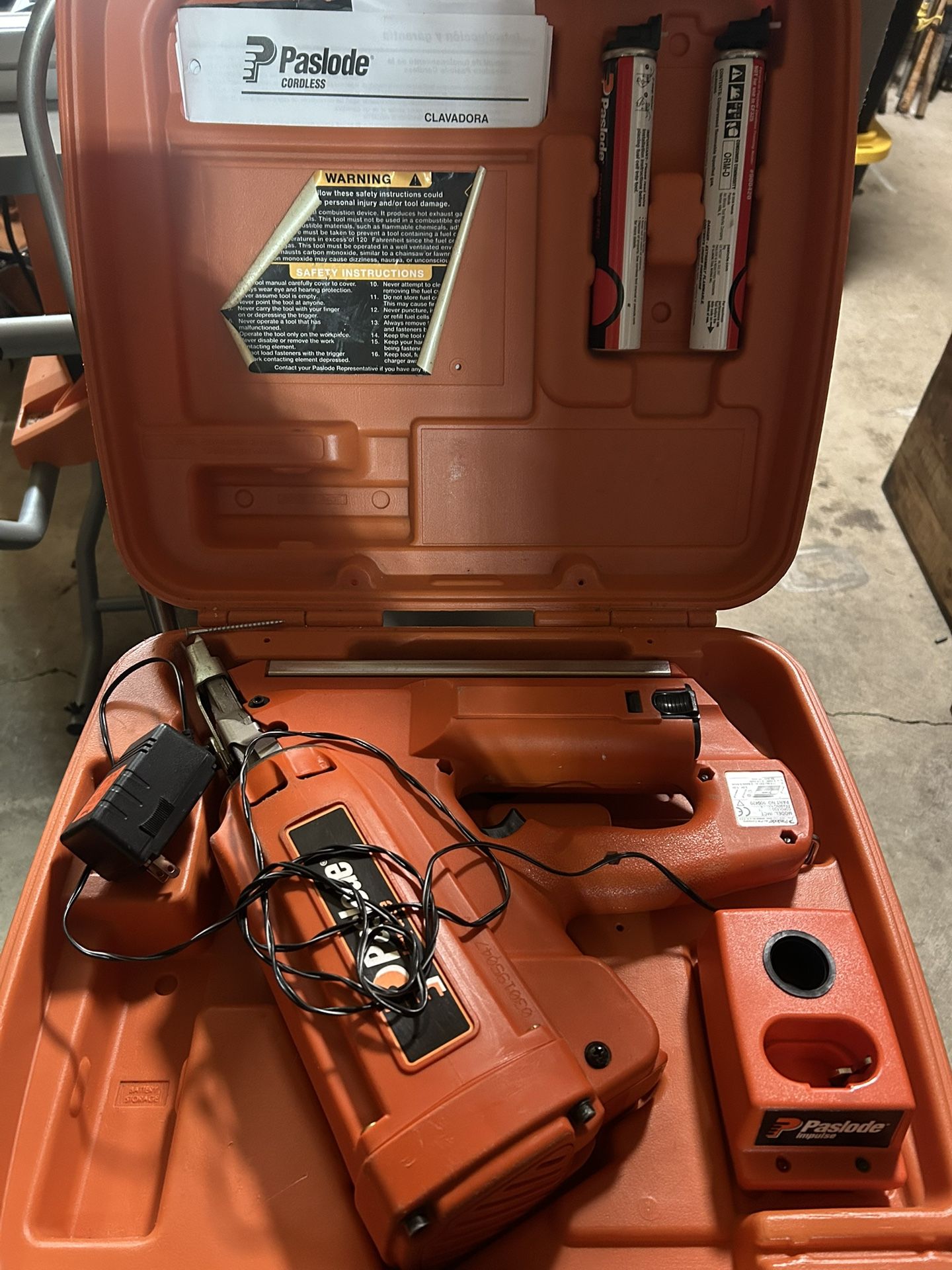 Paslode IMCT Cordless Framing Nailer w/ 2 Boxes Of Nails