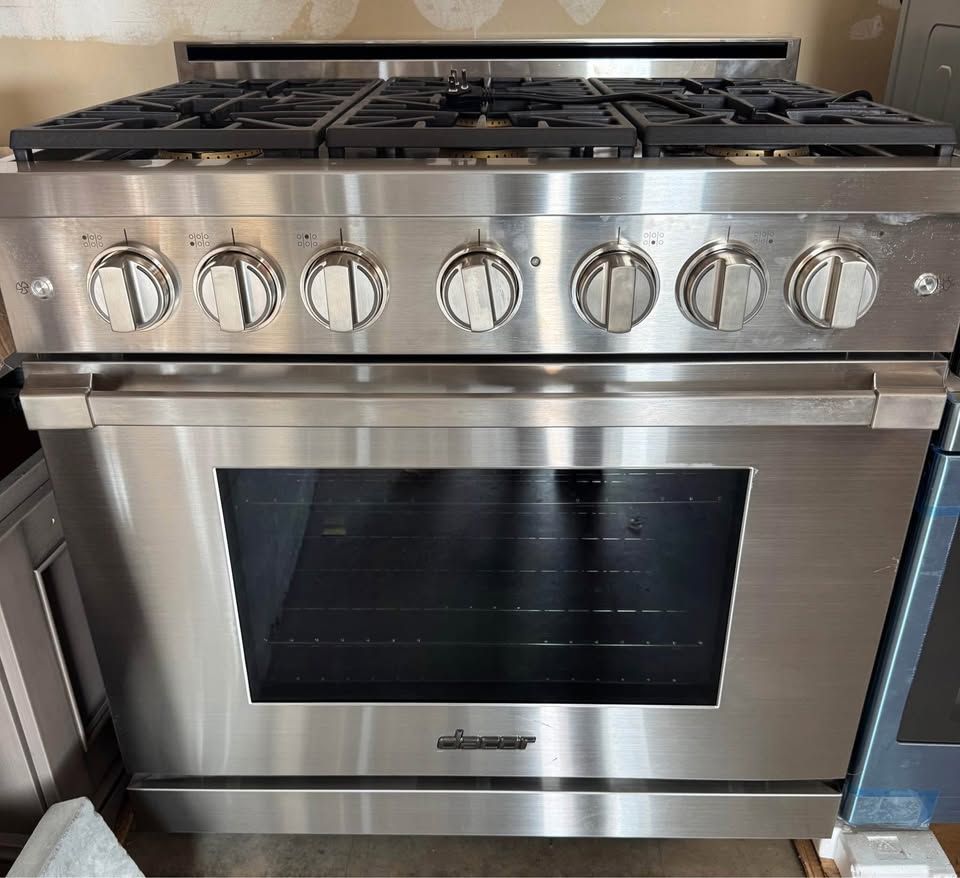 Dacor Pro 36” Range LP
