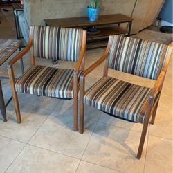 Vintage Mid Century Walnut Office Desk Arm Chair Danish Style Gunlocke