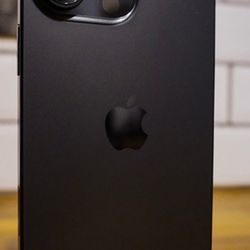 iPhone  16 Pro Max 