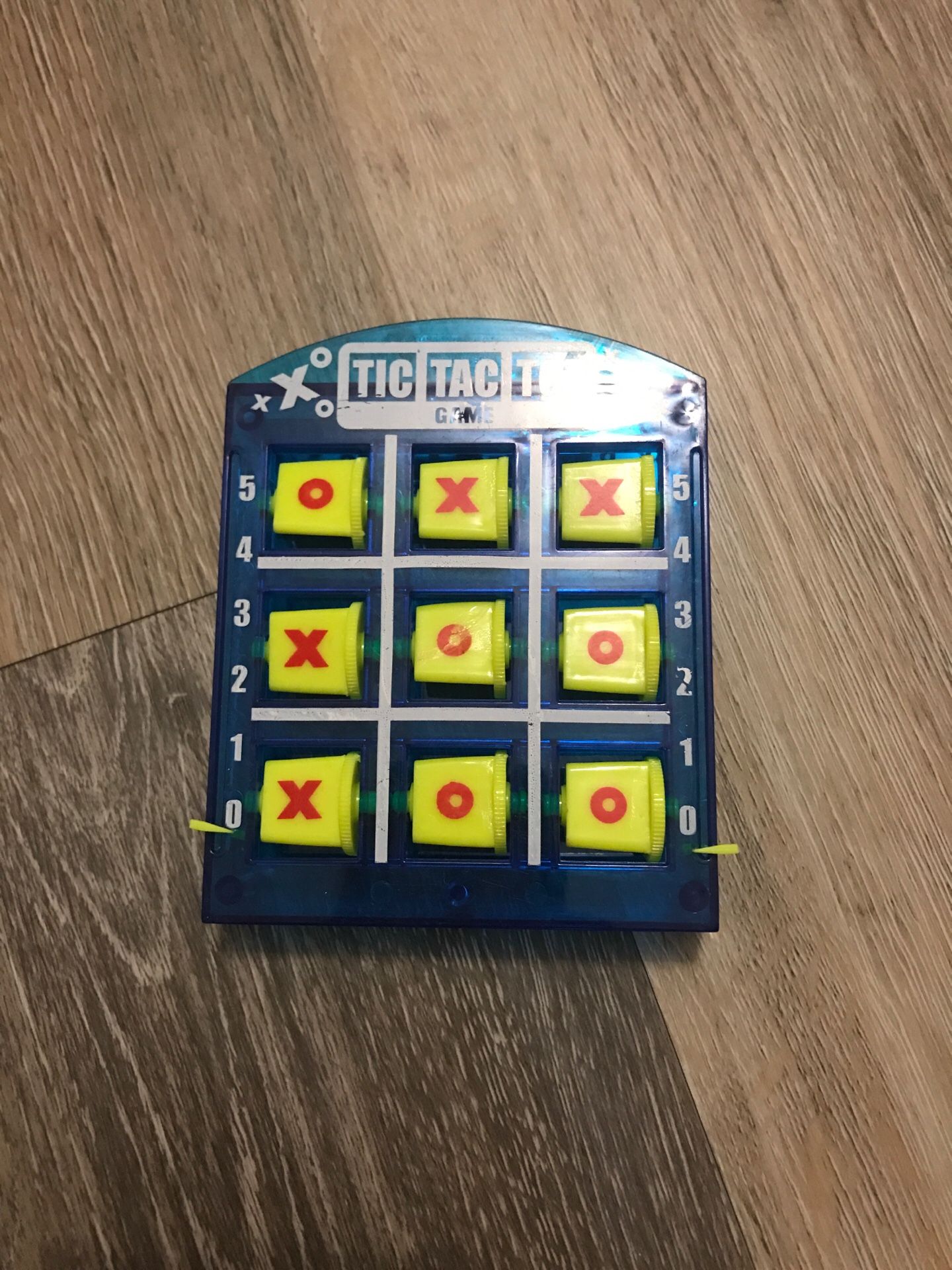 Tic tac toe kids game
