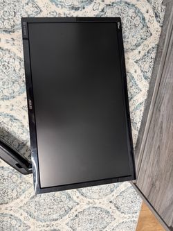 ASUS VG248QE 24” 144Hz Gaming Monitor + Desk Clamp Arm