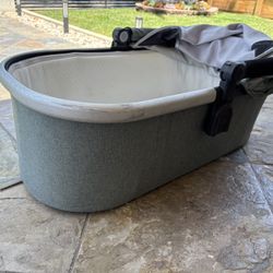 Uppa Baby Bassinet 
