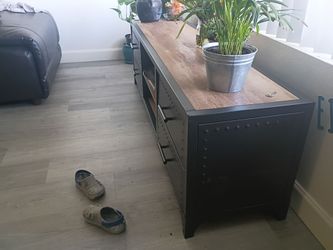 Living room table
