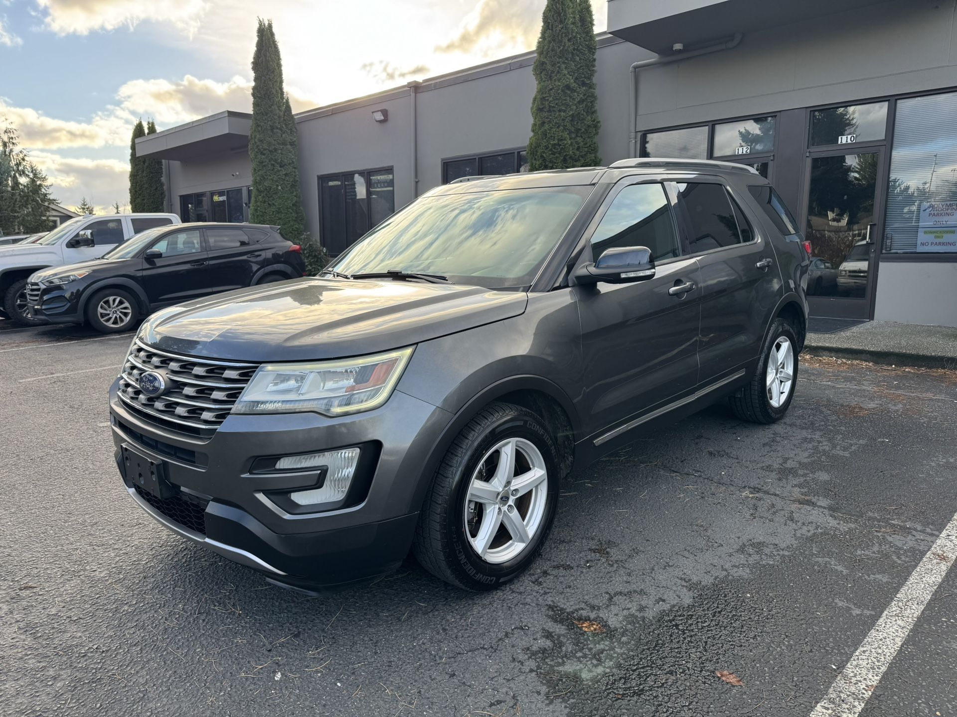 2016 Ford Explorer