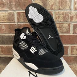 Air Jordan 4 fashion sneakers