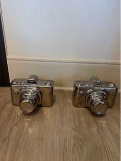 Set of 2 Silver Camera Decor Figurines – 7” Long x 3” Wide
