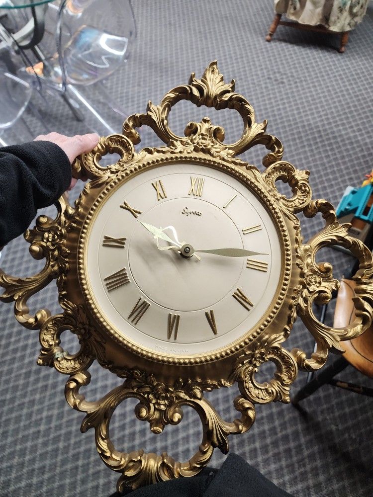 Syroco Gold Wall Clock