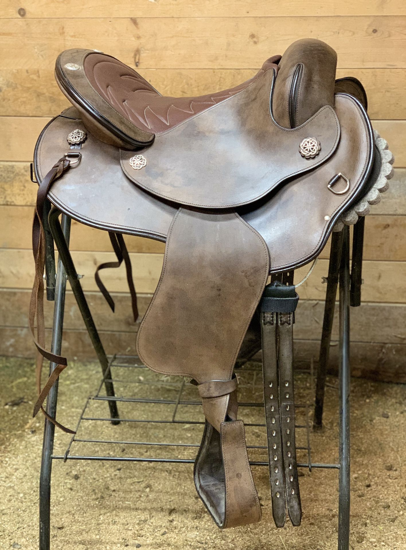 Schleese Devin Western Saddle for Sale in Orting, WA OfferUp