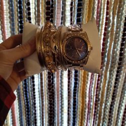Watch & 6 Bracelets 
