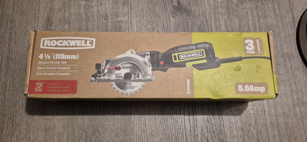Compact Circular Saw