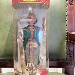 1997 Dolls of the World Collection Thai Barbie Doll Unopened