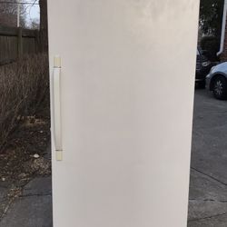 Free Delivery- 21 Cu. Ft Freezer .