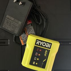 40V Compact Charger