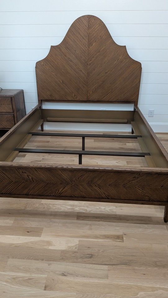 Queen Bed Frame 