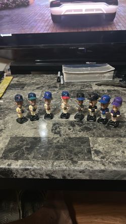 MLB mini bobble heads lot of 8