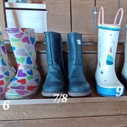 Boots 5.00 Shoes 3.00 COwboyboots10.00