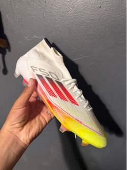 F50 CLEATS