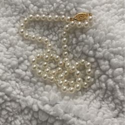 16” Choker Cultured Akoya Pearl Strand 14k Yellow Gold Clasp 