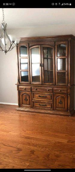 CHINA CABINET