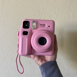 Fujifilm instax Mini SE Instant Camera in Pink with Case & Album