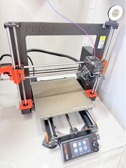 Prusa MK3.5S 3D Printer – Excellent Condition – Ready to Print