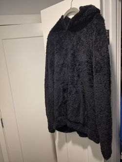 L Black Fleece Hoodie