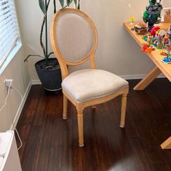 FREE SET OF 4 Farmhouse, Chic Chairs