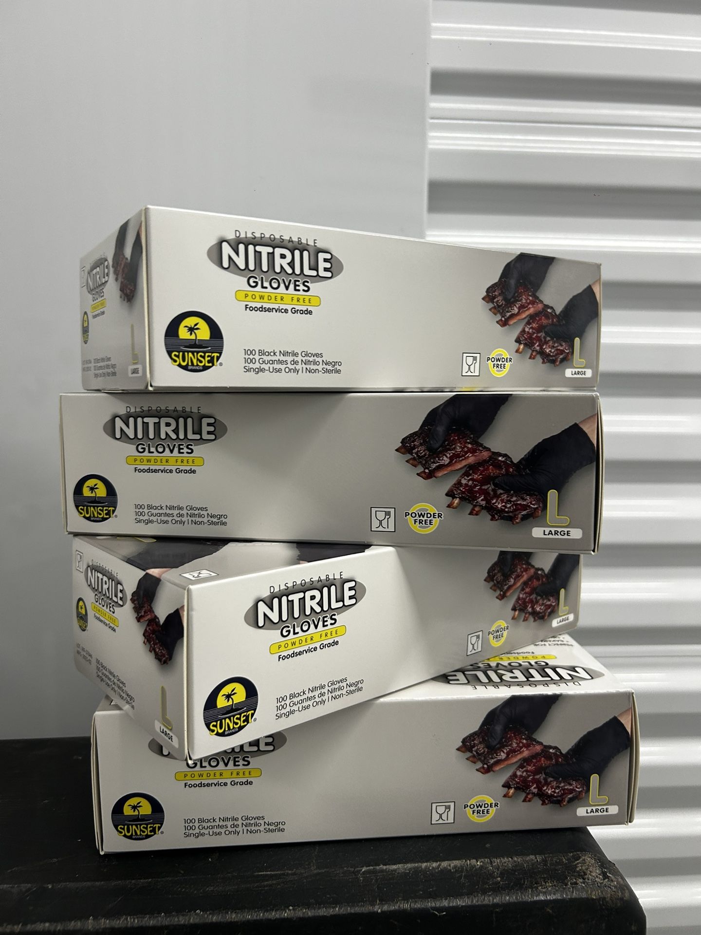 4box Large Black Nitrile Gloves.