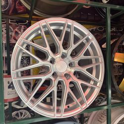 🔥18” Brush Silver F1R Wheels 